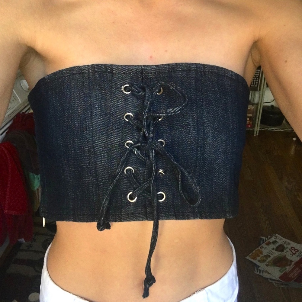 Strapless cropped denim tube top